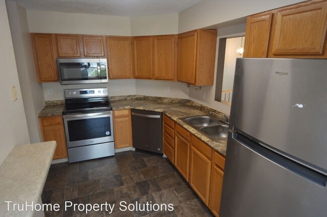 Building Photo - 3 br, 2.5 bath House - 2144 Knightsbridge ...