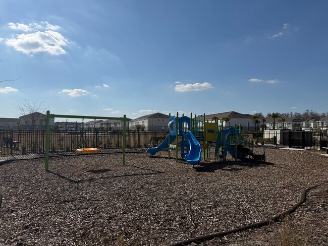 Building Photo - For Rent in Westview Kissimmee 4 Bedroom Home