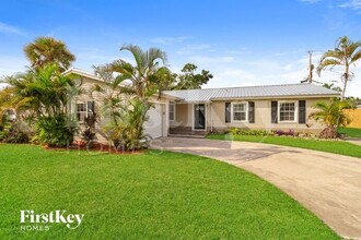 Building Photo - 1034 Hermosa Dr