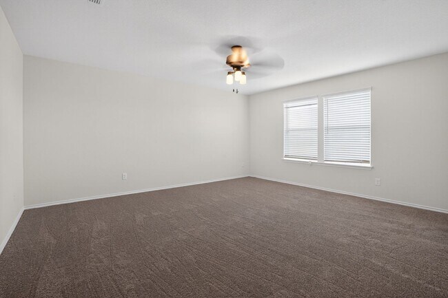 Building Photo - 4 Weeks Free!!! Beautiful 3 Bedroom Home in New Braunfels – Spacious Layout & Prime Location!