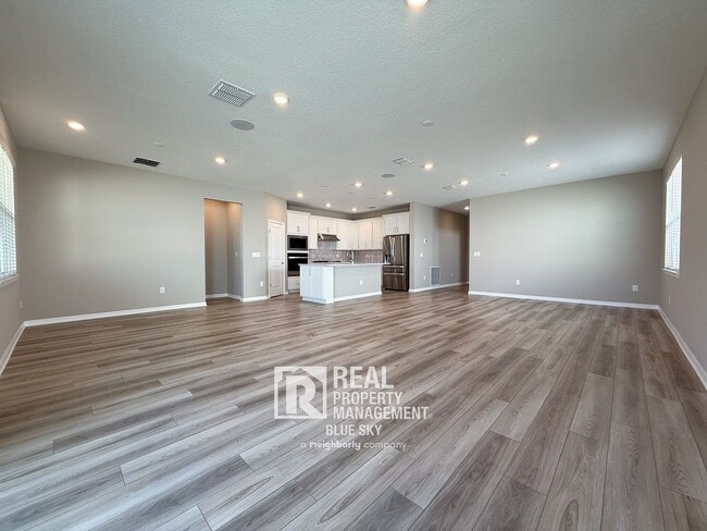 Building Photo - 20949 Cherry River Rd