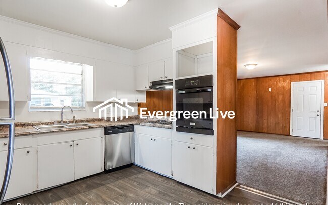 Building Photo - 723 Gramor Dr