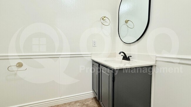 Building Photo - 126 W Gary Way
