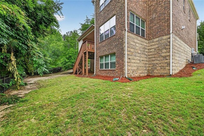 Building Photo - 5327 Whitney Landing