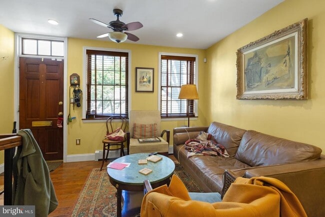 Building Photo - 928 Irving St