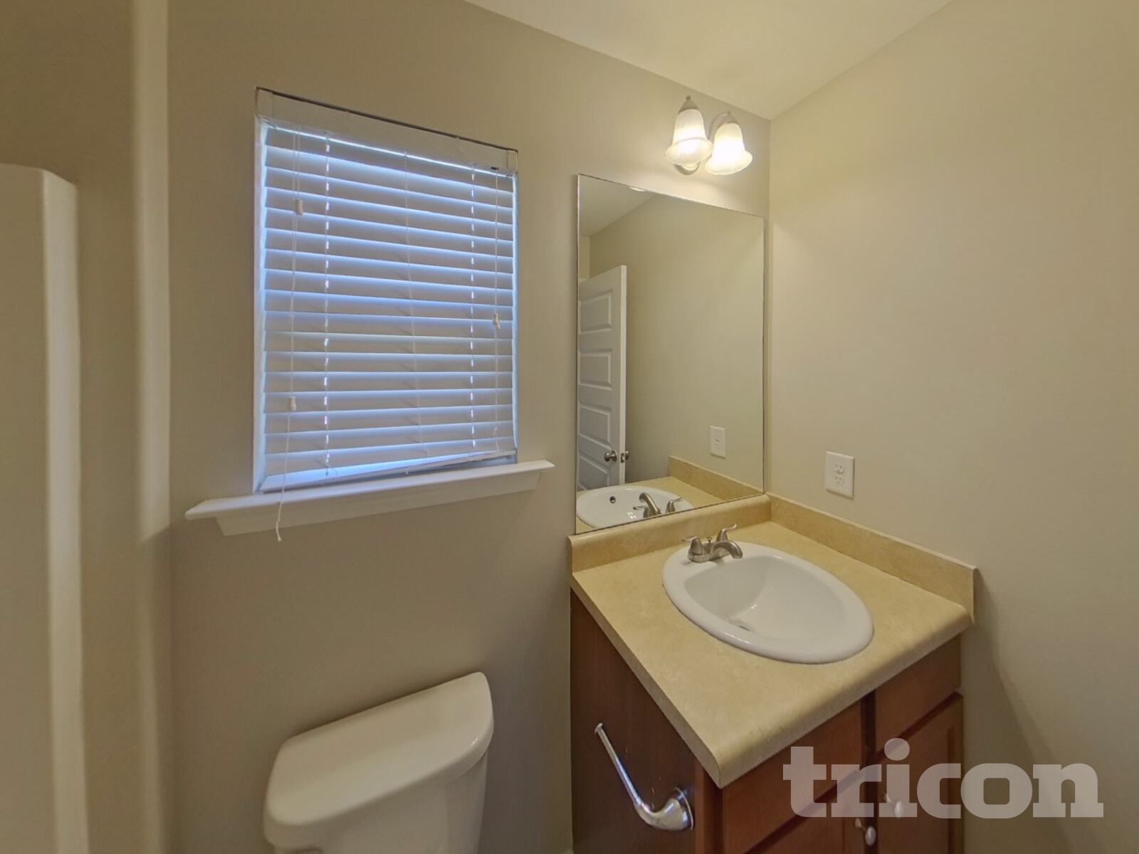 Building Photo - 500 Kirkland Dr