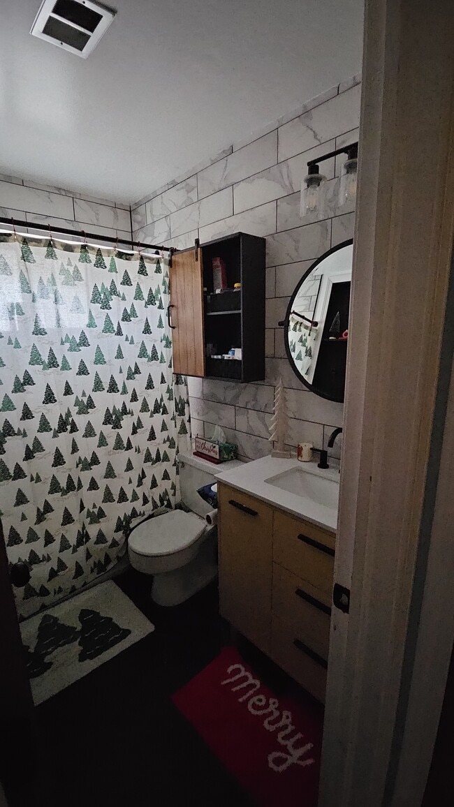 Building Photo - 4069 Cottage Grove Rd