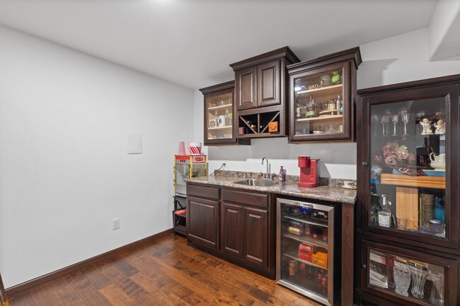 Building Photo - 8017 Brooks Lp