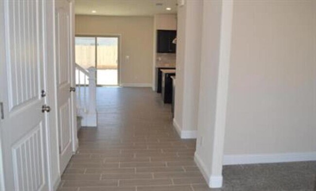 Building Photo - 2406 Gabriel Dr