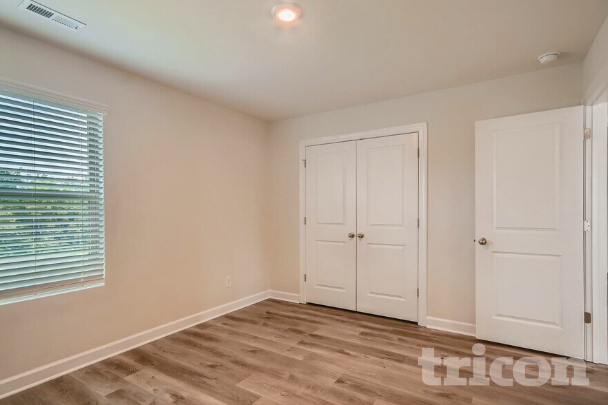 Building Photo - 9205 Festival Wy