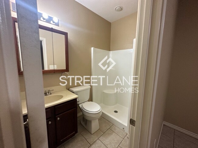 Building Photo - Charming 2 Bedroom in Texarkana!
