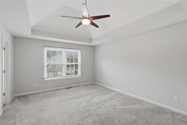 Building Photo - 638 Oberlochen Way