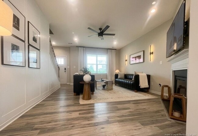 Building Photo - 134 Chatfield Dr.