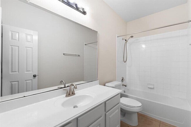 Building Photo - 16710 Jelly Park Stone Dr