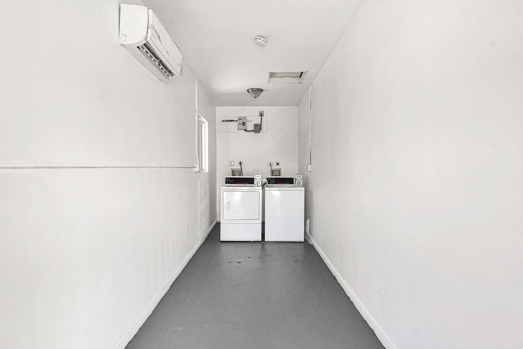 Building Photo - 150 NW 78th St