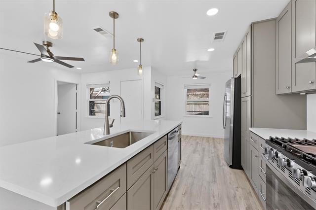 Building Photo - 4324 Oleander Trail