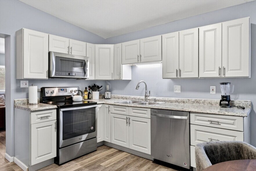 Building Photo - 7792 Alicia Ct