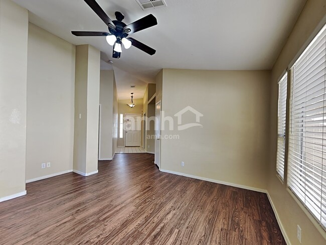 Building Photo - 5752 Taj Mahal Dr