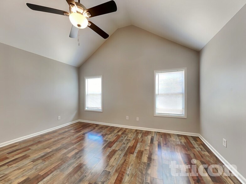 Building Photo - 125 Cypress Ct