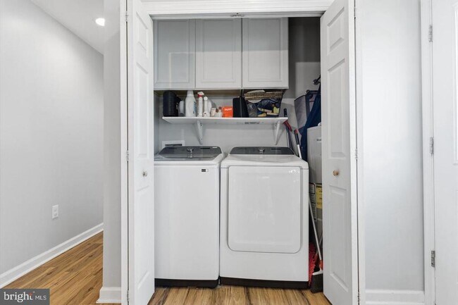 Building Photo - 62 Oldbrook Rd