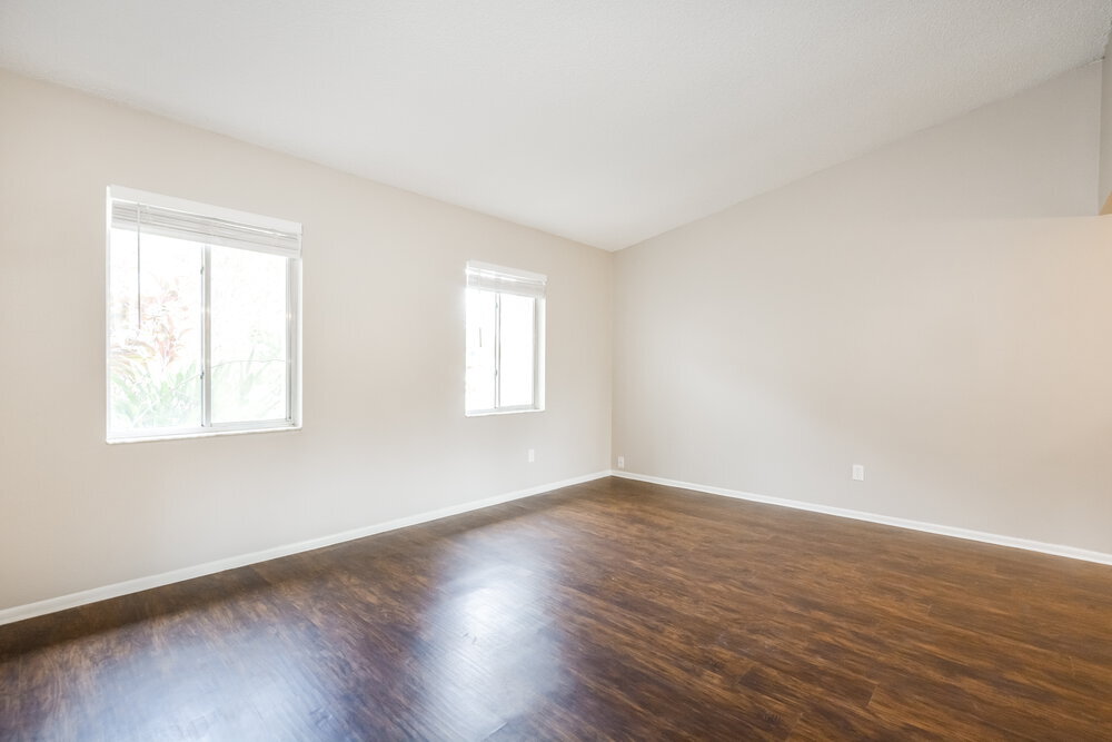 Building Photo - 1891 Aster Dr