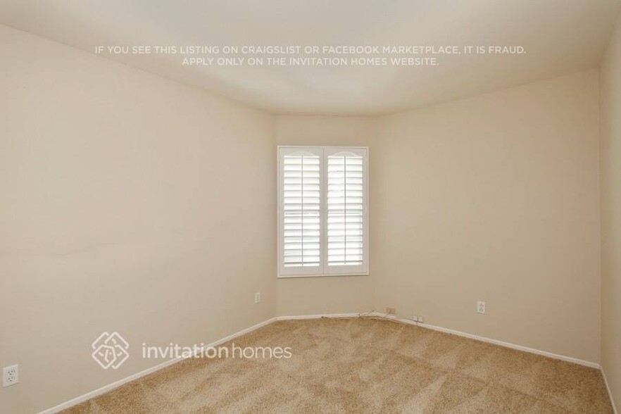 Building Photo - 1445 Nutmey Ln