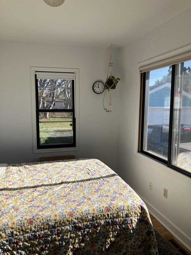 Bedroom - 3245 Stinson Blvd