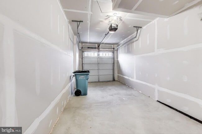 Building Photo - 13317 Petrel St