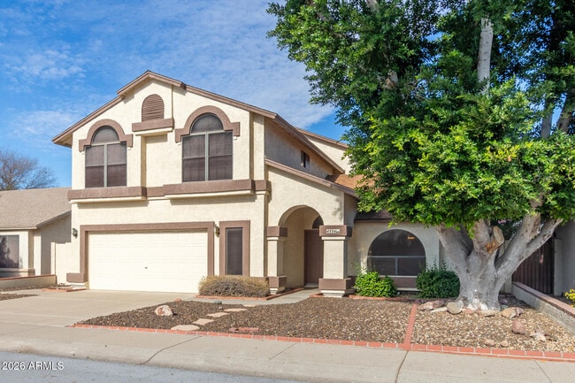 Building Photo - 4334 W Behrend Dr