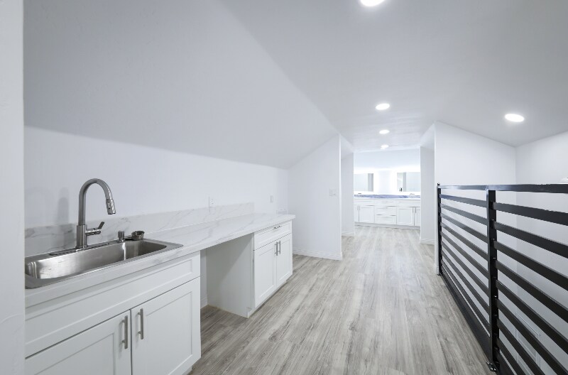 Building Photo - 501 Magnolia Ave