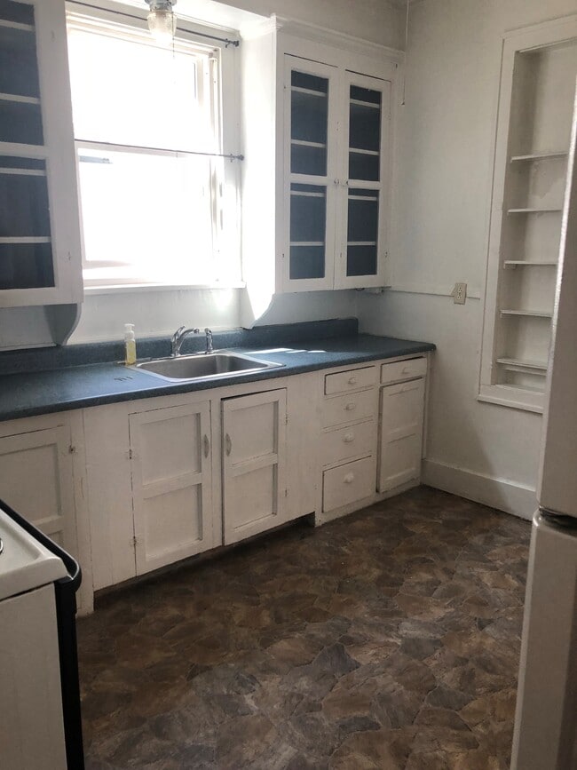 Building Photo - 15 LLC-54 Sailly Avenue