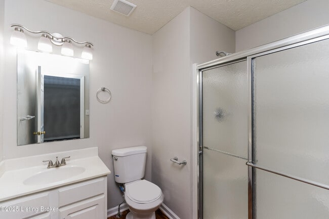 Building Photo - 9805 River Trail Dr