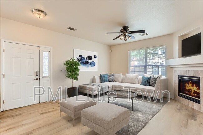 Building Photo - 4045 S Crystal Cir