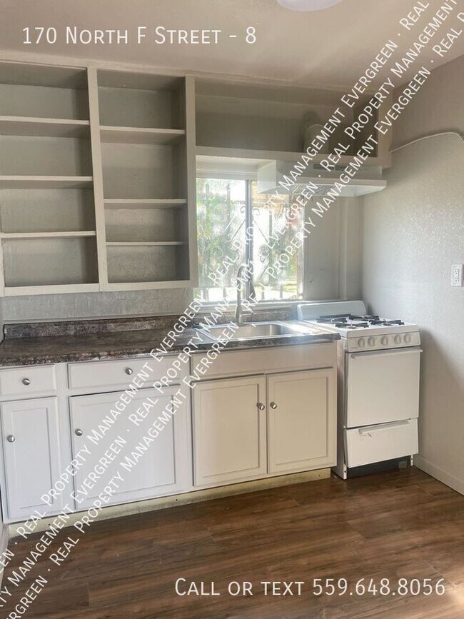 Building Photo - 170 N F St