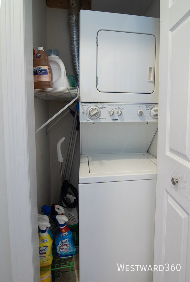 Building Photo - 4402 W Parker-2