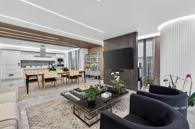 Building Photo - 300 Sunny Isles Blvd