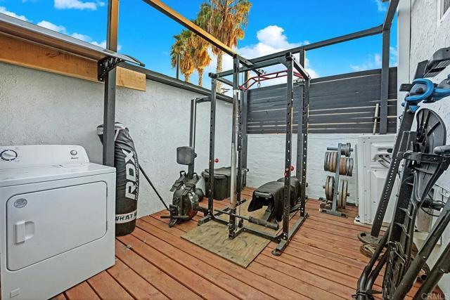 Building Photo - 2361 Hopkins St