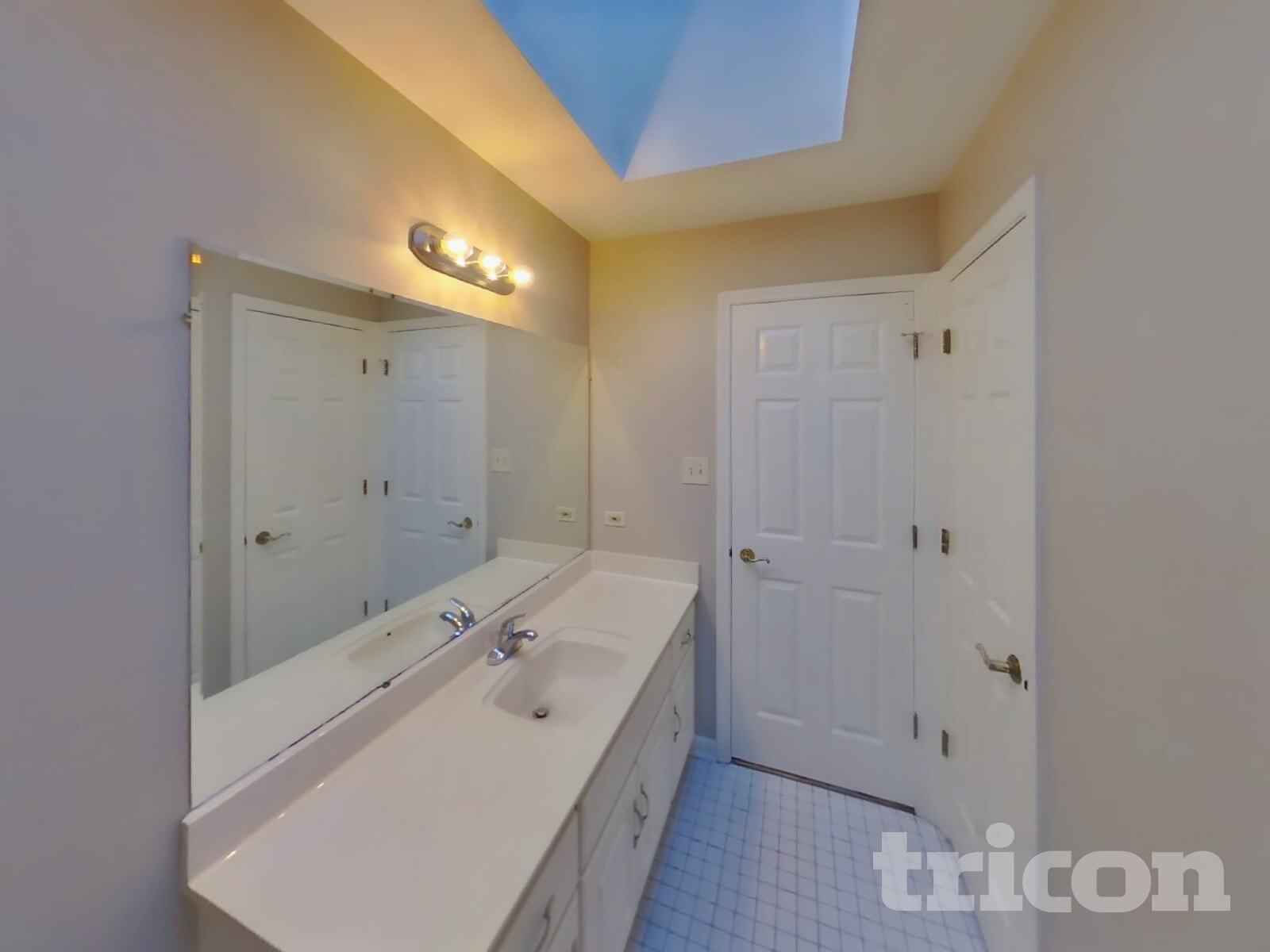 Building Photo - 7652 Brittany Ct