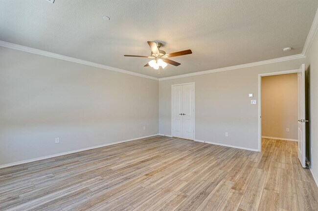 Building Photo - 3404 Becker Dr