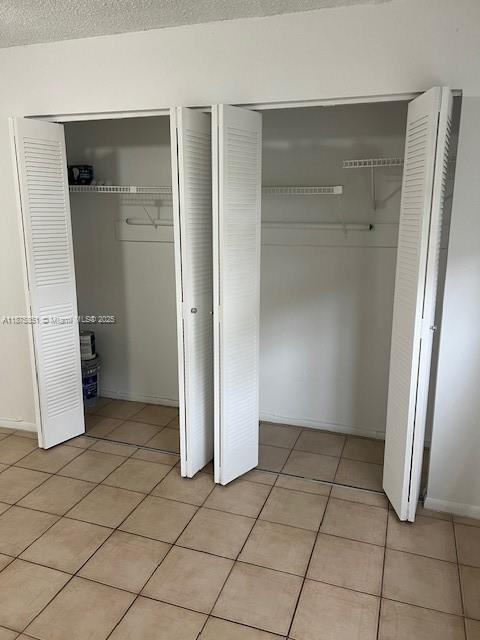 Building Photo - 633 S Royal Poinciana Blvd