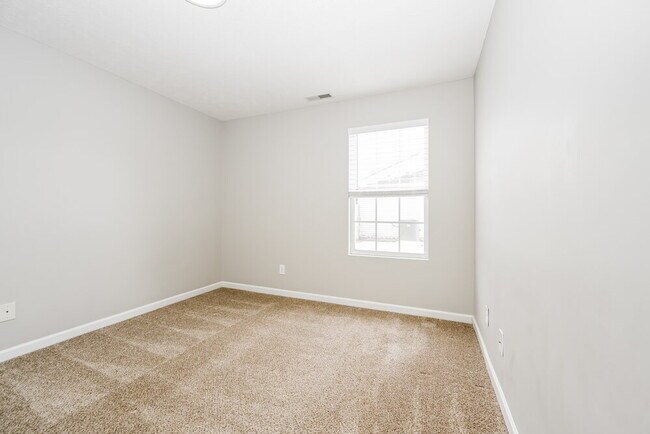 Building Photo - 4862 Beryl Dr