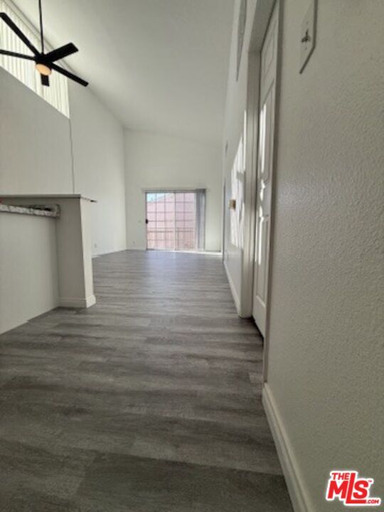 Building Photo - 621 N Bronson Ave