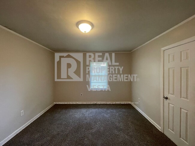 Building Photo - 5351 Finsbury Dr