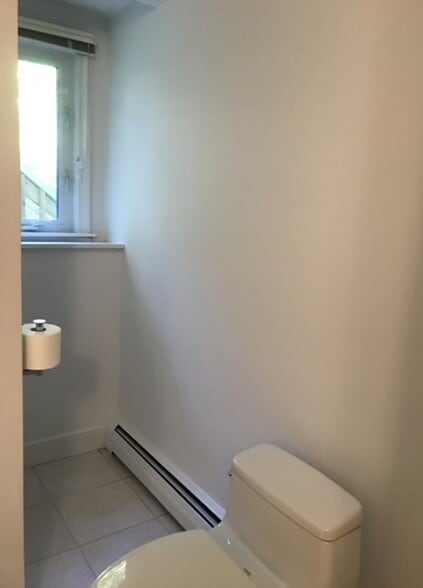 Window in Bathroom - 75 Wildcat Ln