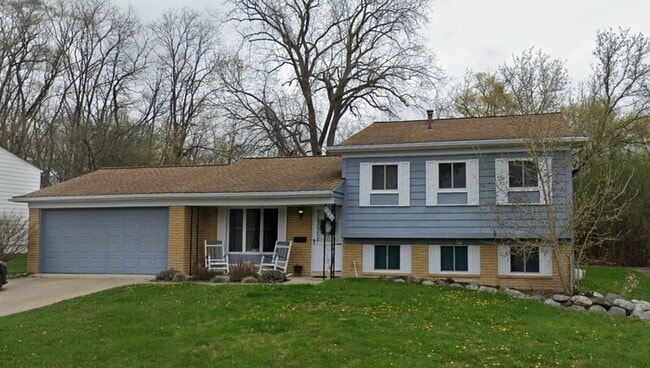 Primary Photo - 243 Randall Dr