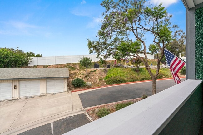 Building Photo - MOVE IN SPECIAL- $500 off First Months Ren...