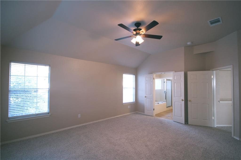 Building Photo - 1616 Chasewood Dr