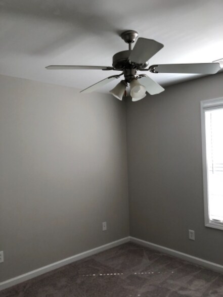 Building Photo - 141 Mill Pond Crossing