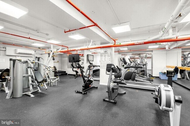 Building Photo - 226 W Rittenhouse Square