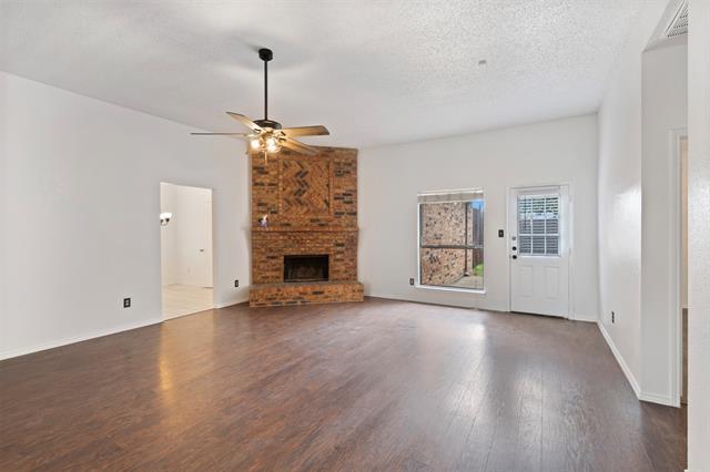 Building Photo - 5205 Wood Creek Ln